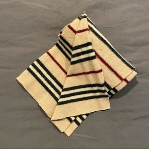 Burberry 100% wool scarf, classic Burberry colors